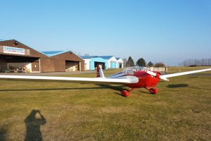 Kleinflugzeug Falke SF chartern bei der Flugschule Fläming Air