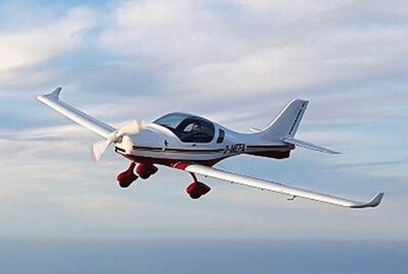 Ultraleicht-Bau bei der Flugschule Fläming Air in Berlin-Brandenburg